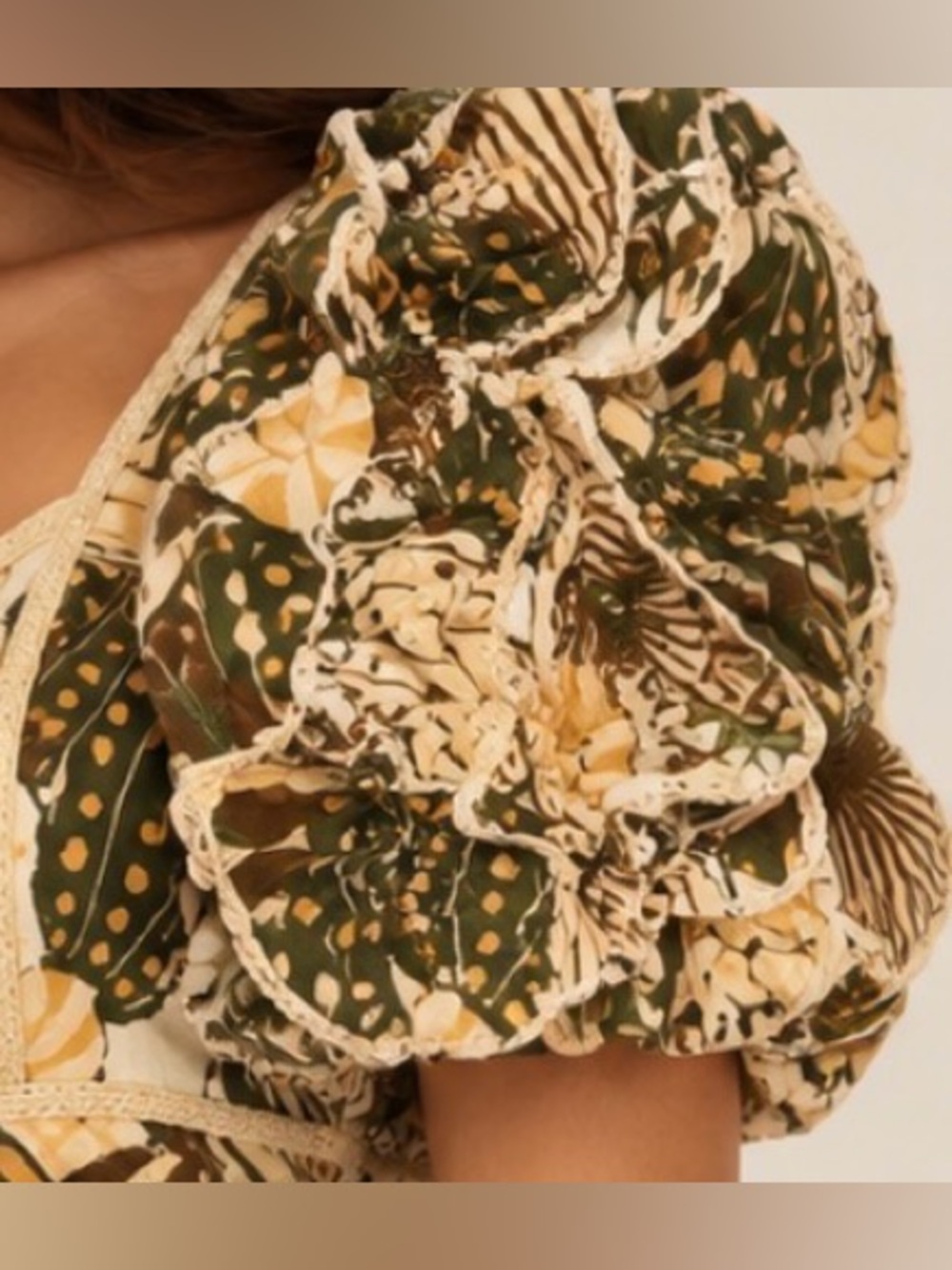 FARM Rio Olive & Cream Botanical Puff-Sleeve Mini Skirt - Picture 3 of 8